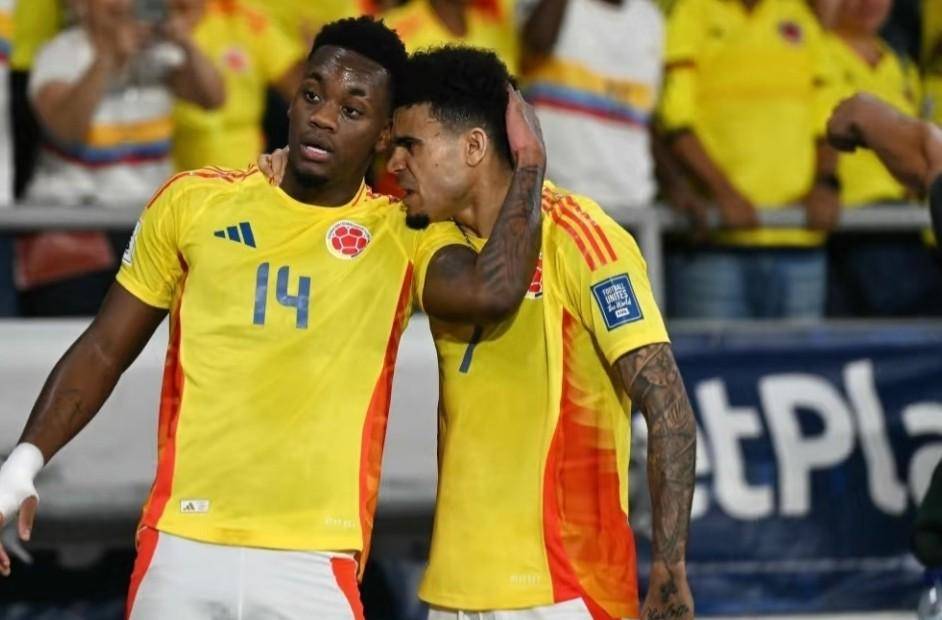 世界杯选手爆冷获胜,专家预测失准 世界杯选手爆冷获胜,专家预测失准